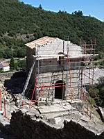 Meyras, Chateau de Ventadour, Chapelle en reconstruction (09)